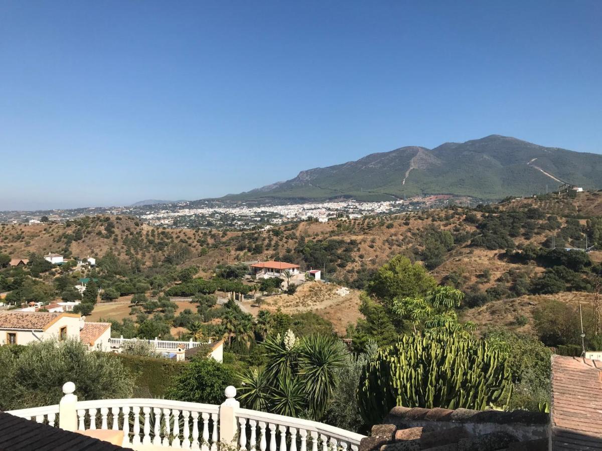 Studio Views Apartment, Cortijo Fruitful Hills Malaga Ngoại thất bức ảnh