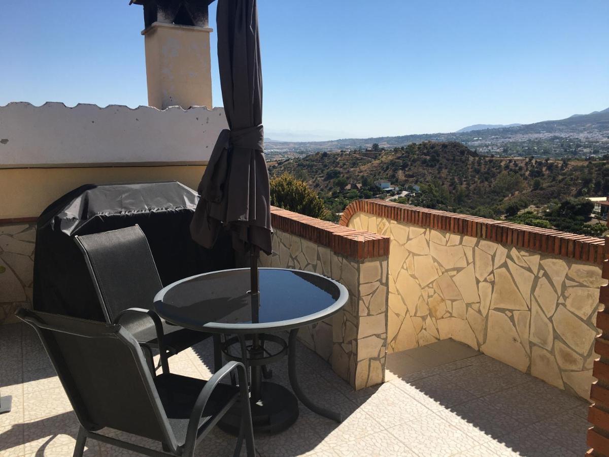 Studio Views Apartment, Cortijo Fruitful Hills Malaga Ngoại thất bức ảnh