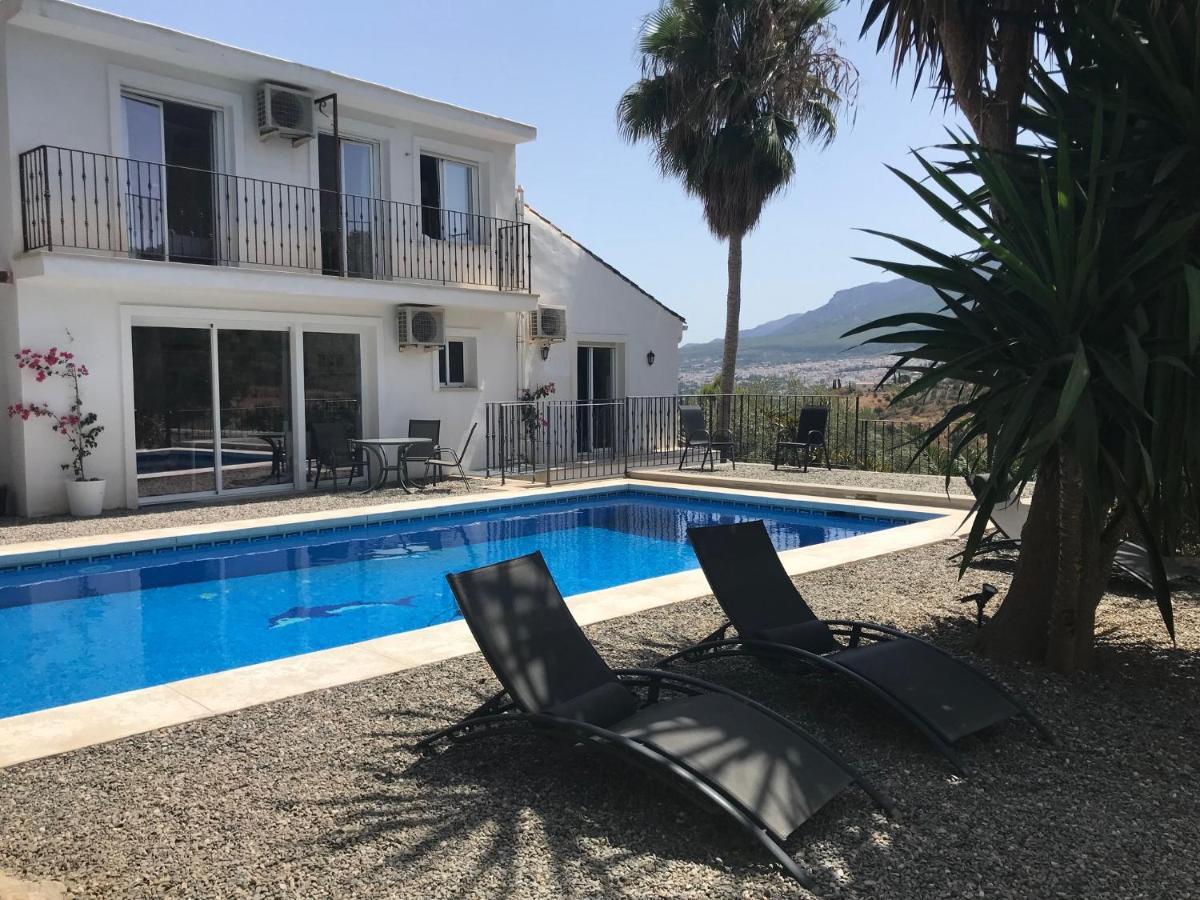 Studio Views Apartment, Cortijo Fruitful Hills Malaga Ngoại thất bức ảnh